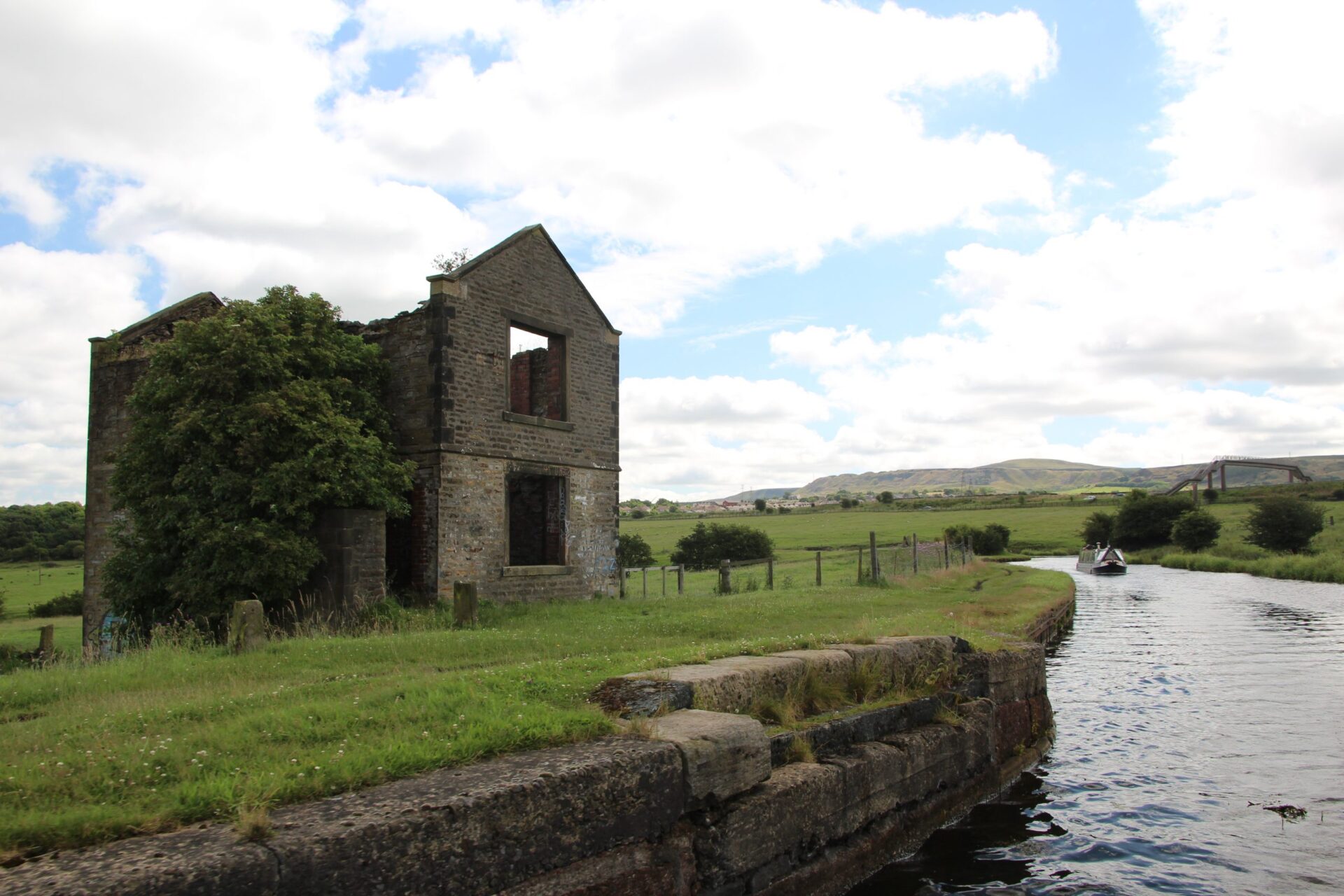 Clayton Le Moors, Leeds & Liverpool Canal by Pauline McGill
