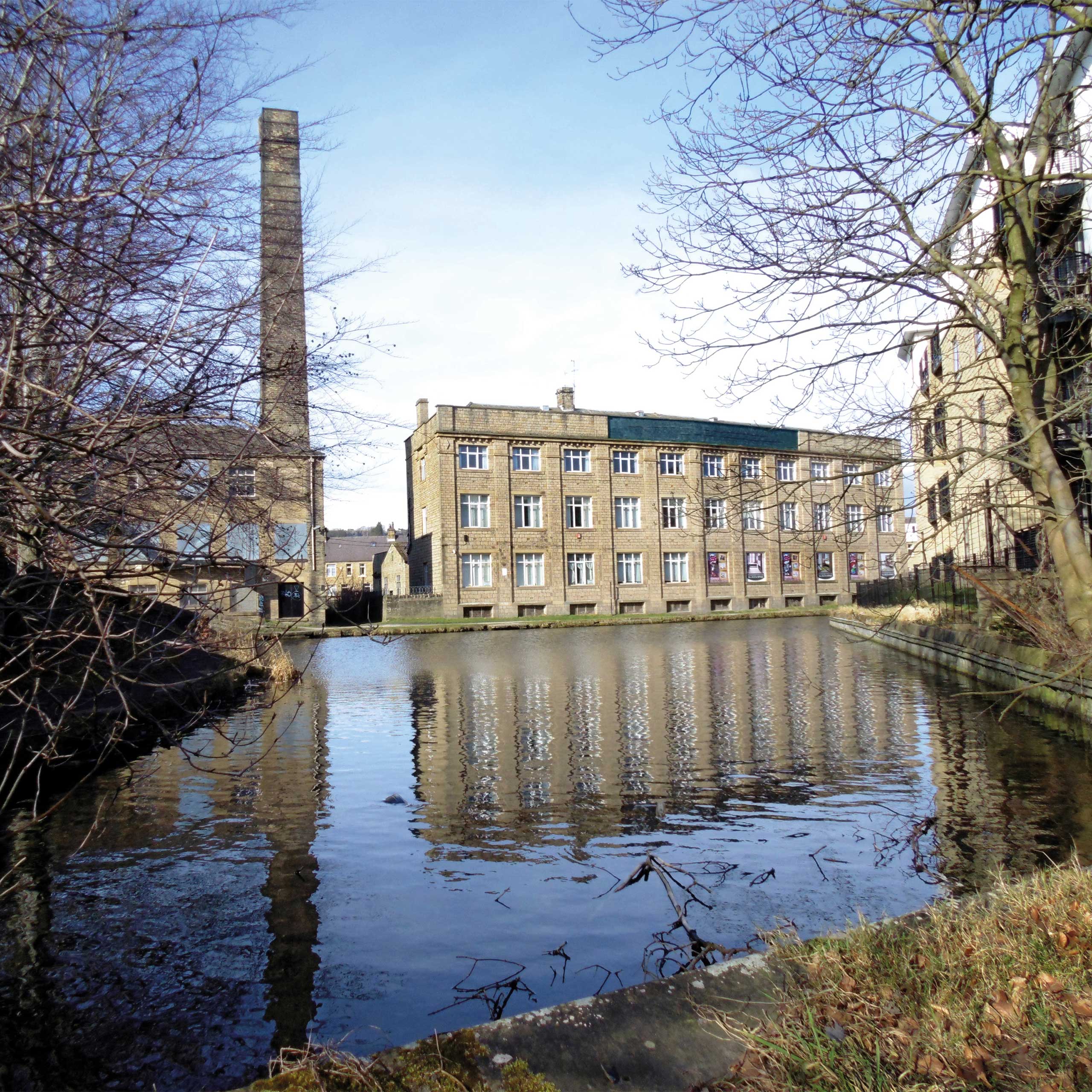 Entrance to Bradford Canal