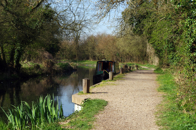 Basingstoke Canal at Odiham, from The Inland Waterways Association