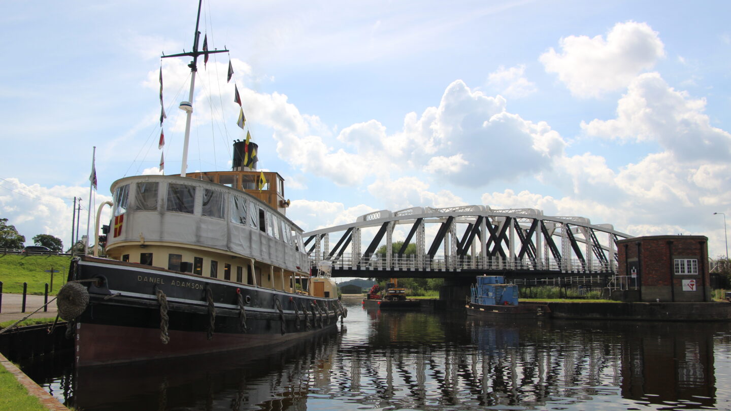 River Weaver - The Inland Waterways Association