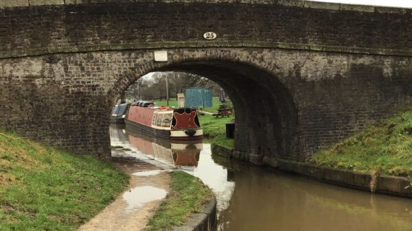 Bridge 25, Middlewich Branch