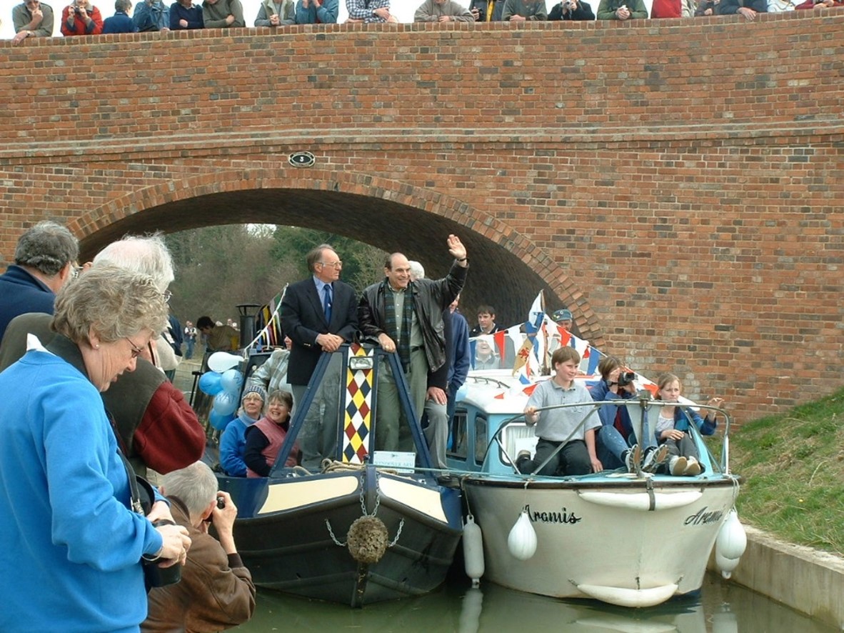 First boats through the restored Little Tring Bridge on the Wendover Arm