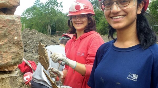 Volunteers on a WRG Canal Camp on the Grantham Canal