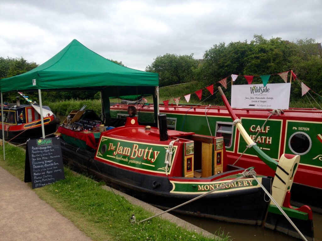 Life Aboard the Jam Butty Inland Waterways