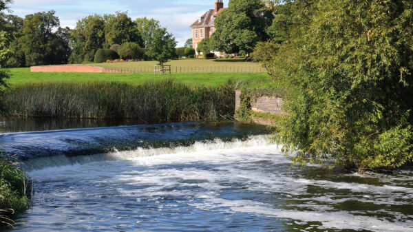 Alveston Weir in Warwickshire on the River Avon.