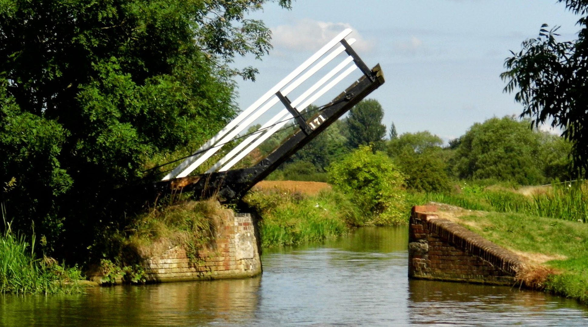 History And Heritage Of Britain's Canal And River Bridges - Inland ...